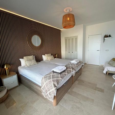 Amazing Frontline Sea Views Studio Apartment Castillo Del Vigia Торремолинос Экстерьер фото