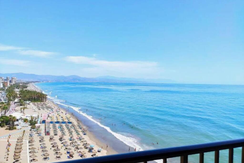 Amazing Frontline Sea Views Studio Apartment Castillo Del Vigia Торремолинос Экстерьер фото