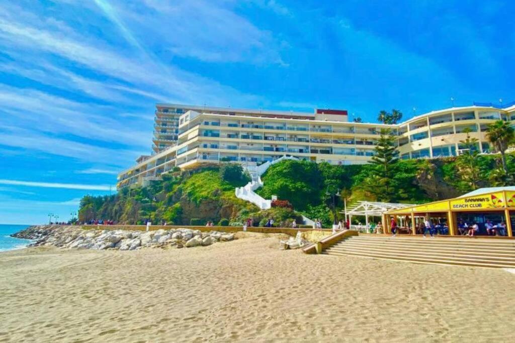 Amazing Frontline Sea Views Studio Apartment Castillo Del Vigia Торремолинос Экстерьер фото