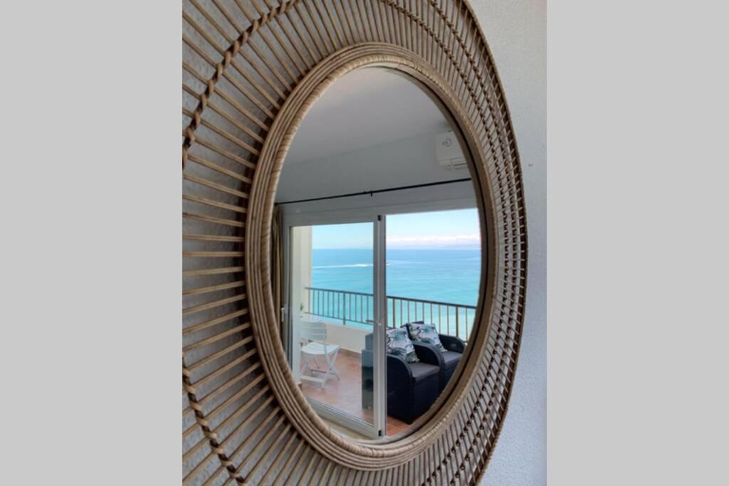 Amazing Frontline Sea Views Studio Apartment Castillo Del Vigia Торремолинос Экстерьер фото