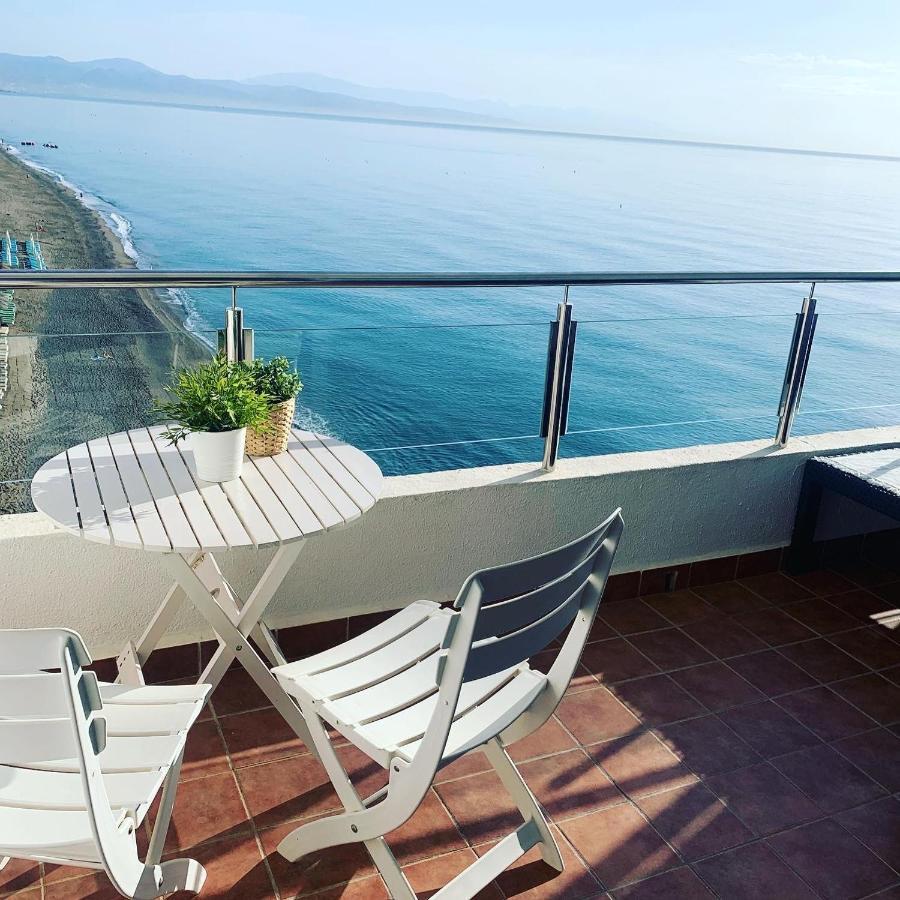 Amazing Frontline Sea Views Studio Apartment Castillo Del Vigia Торремолинос Экстерьер фото